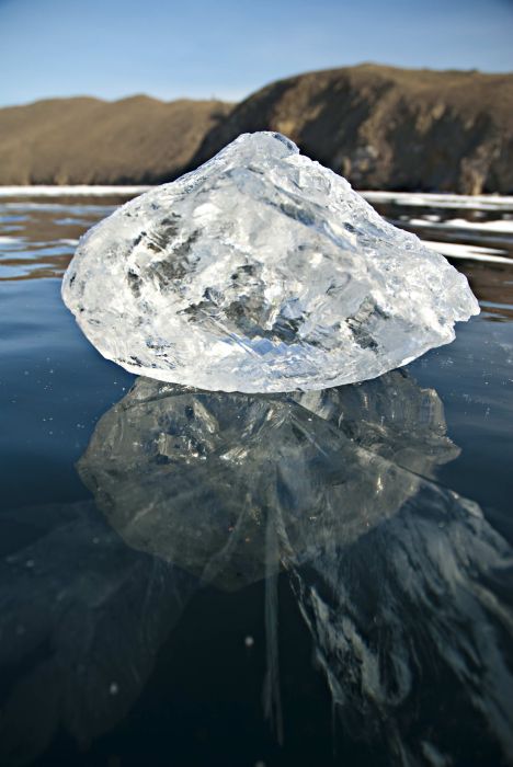 Кристальный лед Байкала. Фотобанк RuDIVE