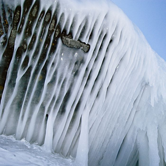 Ледовые пещеры озера Байкал. Фотобанк RuDIVE