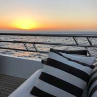 Яхта Neo для дайвинг-сафари в Египте на Красном море. Закат с палубы. Фотобанк RuDIVE